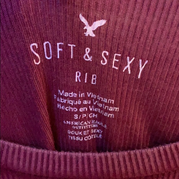 Maroon Tee - Picture 2 of 3